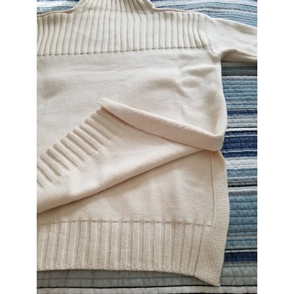 SIDE SLIT TURTLENECK EYELET DETAIL SWEATER SANDSTONE CREAM WOMENS SIZE SMALL - Picture 6 of 10
